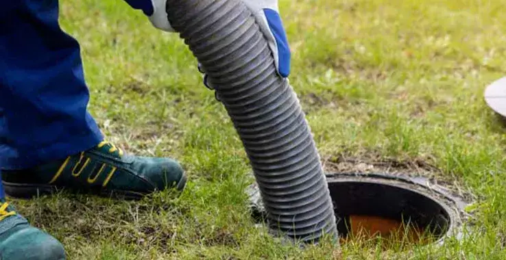 septic tank pumping services